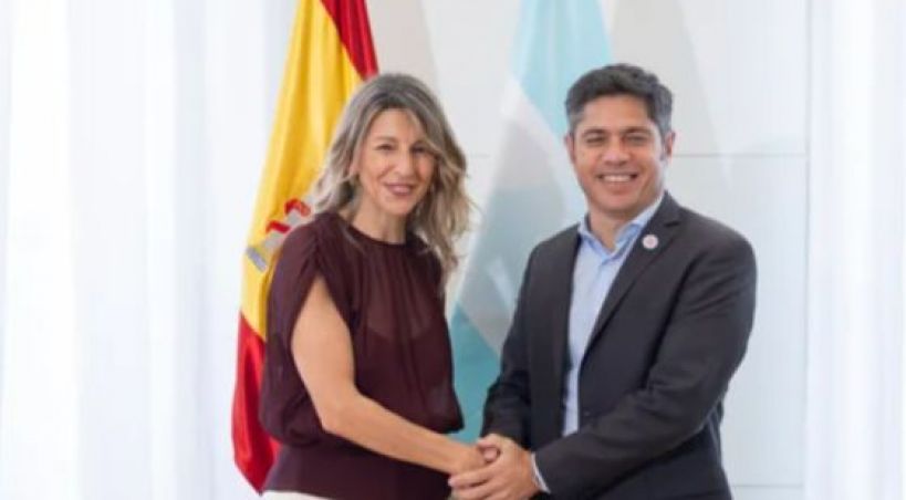 Kicillof se reunió con Yolanda Díaz en Madrid y mantuvo un encuentro con empresarios