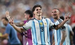 &ldquo;Vamos a levantarnos, aprender y seguir&rdquo;: la reflexión de Julián Álvarez tras la caída de la Selección ante España