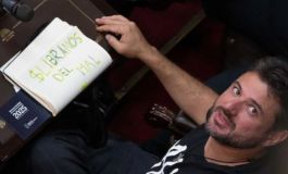 El exabrupto de Grabois en la sesión: &ldquo;Milei dice que salió el sol mientras llueven soretes&rdquo;