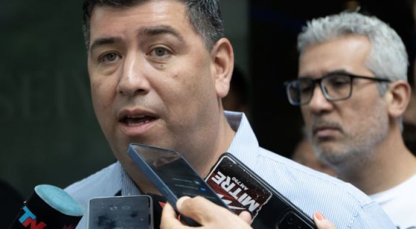 Jerónimo sostuvo que Milei &ldquo;vive en una realidad paralela&rdquo; y que el Gobierno &ldquo;construye una falacia